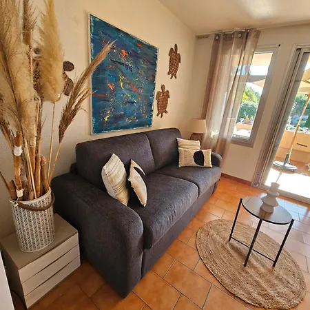 Apartment Studio Bord De Mer Terrasse Vue Mer Piscine Sainte-Maxime